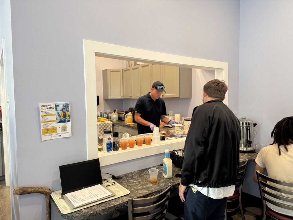 Preparing and serving food in a community kitchen